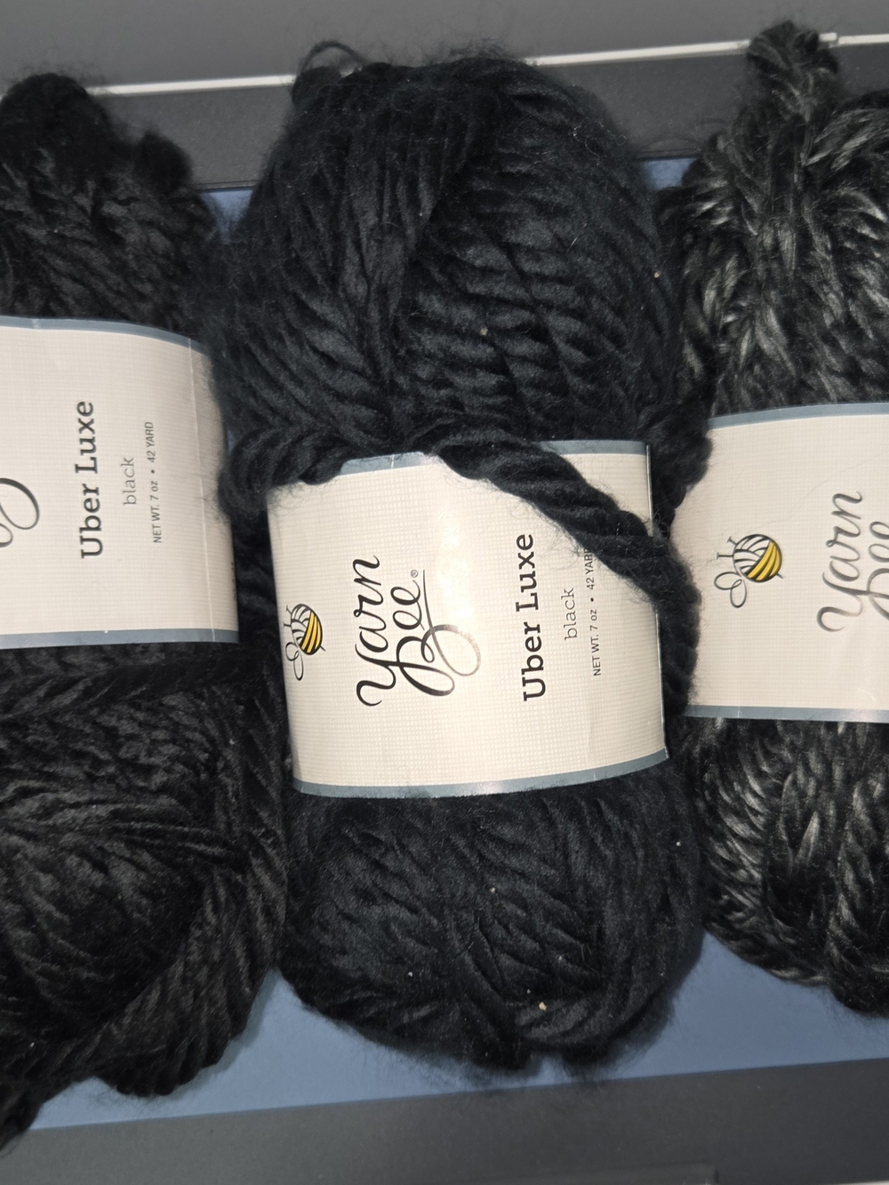 Yarn Bee Uber Luxe Chunky Yarn - Black & Charcoal